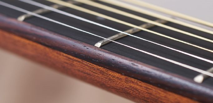 Yamaha A Series гітари з системою SRT2